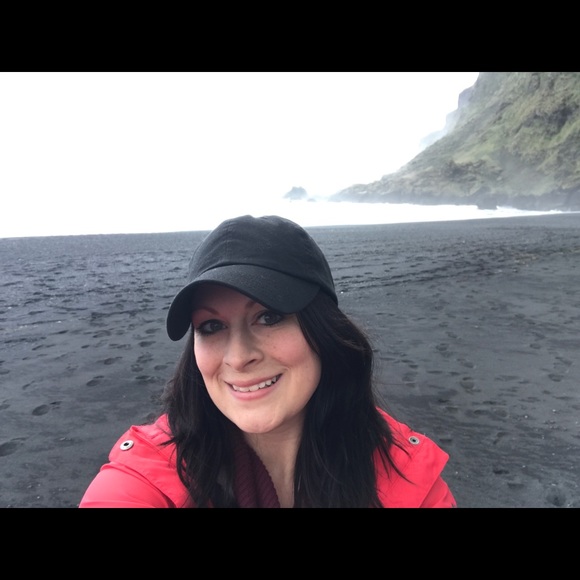 Meet your Posher, Jessica - Picture 1 of 1